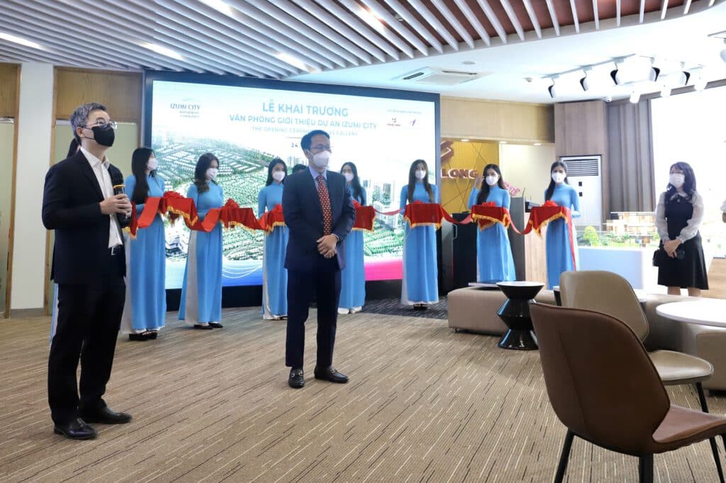 Phát biểu Khai trương văn phòng bán hàng dự án Izumi City Quận 1