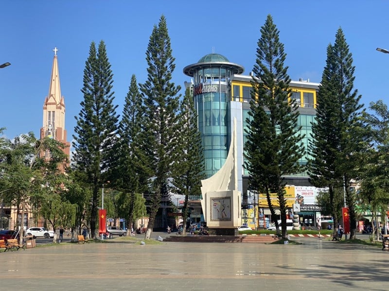 PHỐ ĐI BỘ THÀNH PHỐ LONG KHÁNH